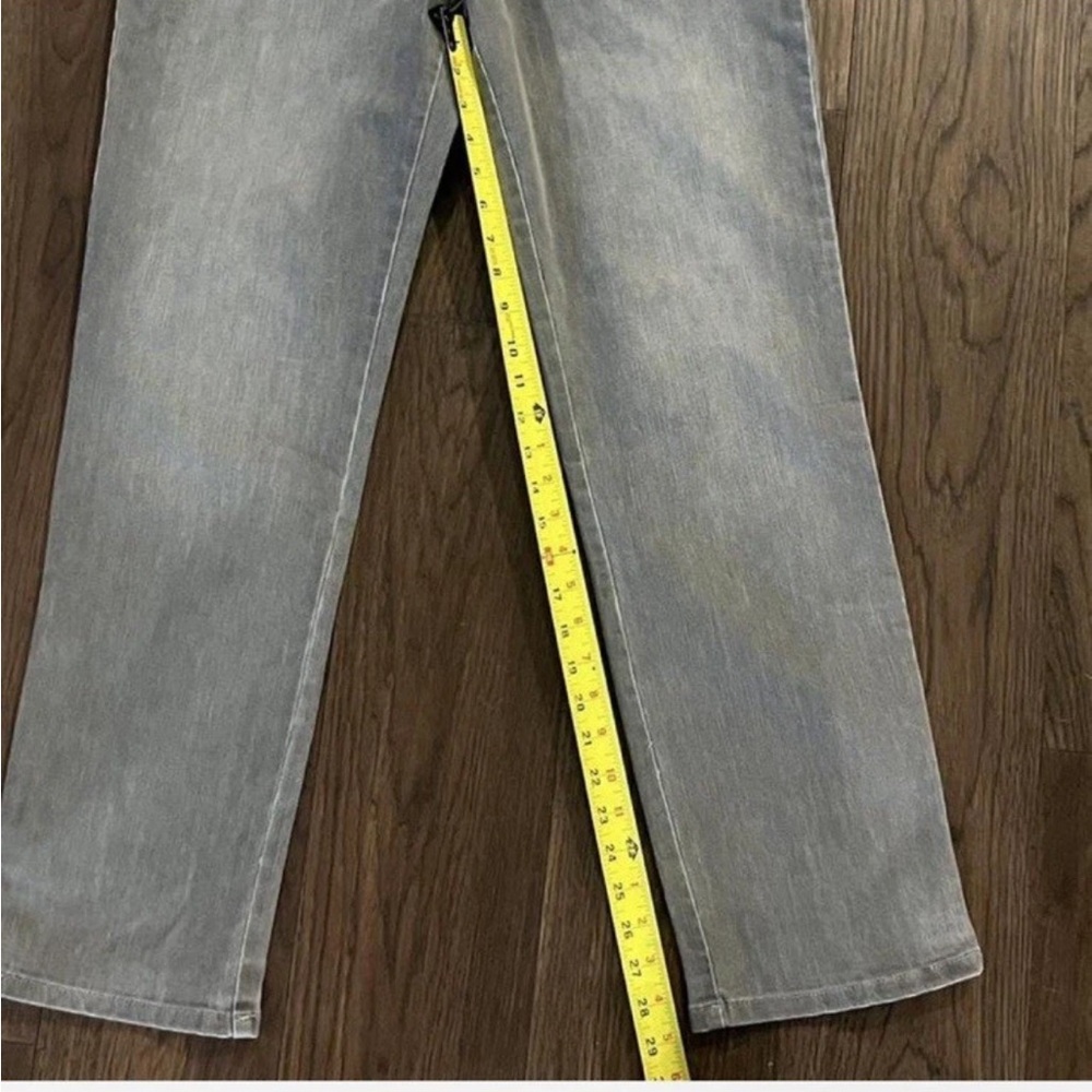 Gloria Vanderbilt Straight tapered-Leg Jeans Gray Wash Amanda Slimming size 12 - Picture 4 of 9